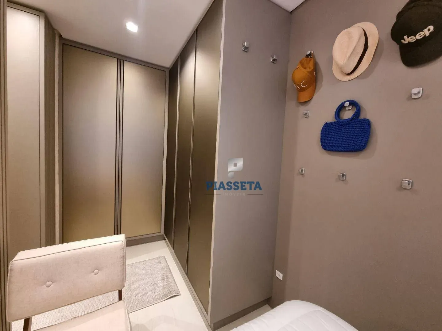 Apartamento amueblado de 102 m² con 3 dormitorios — photo 72