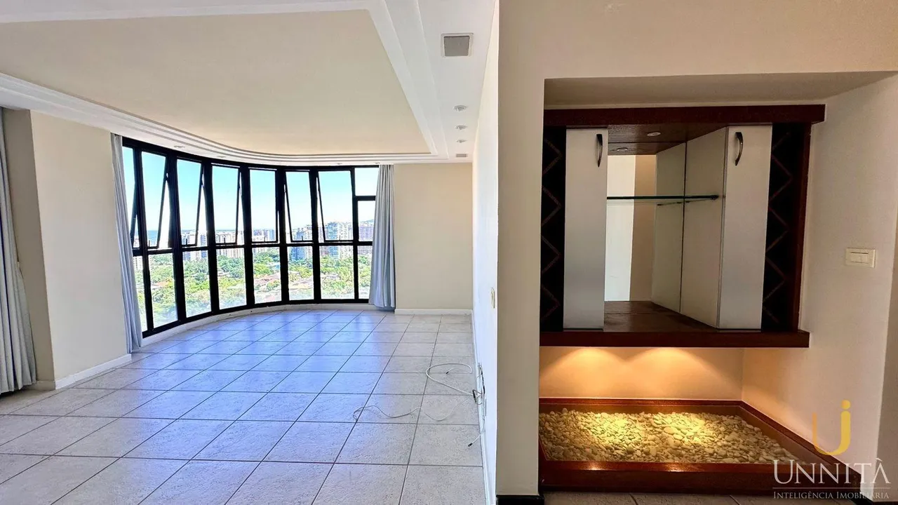 Unfurnished 3-bedroom apartment with 5 bathrooms — photo 19