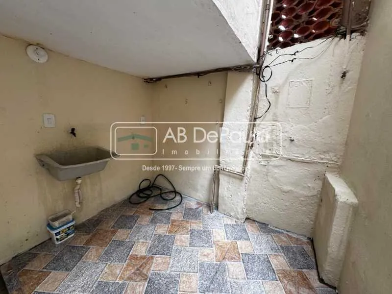 House with a closed kitchen and gas stove