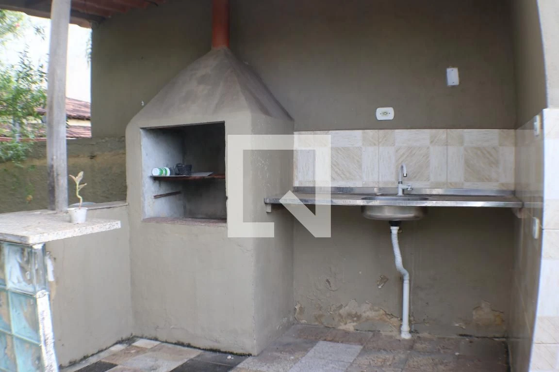 2-bedroom apartment with a washing machine — photo 32