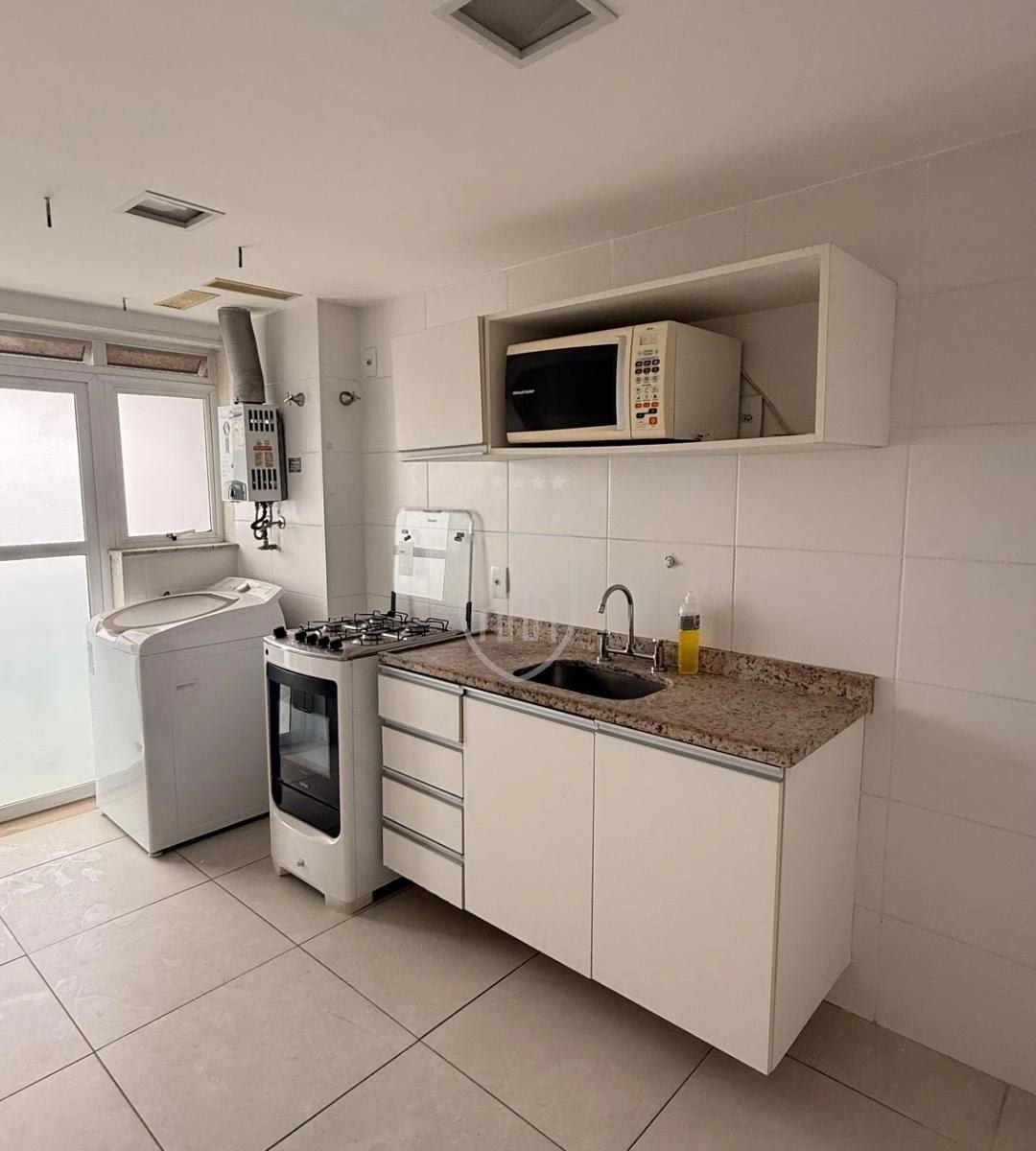 Apartamento de 56 m² com 1 suíte e 1 vaga — photo 2