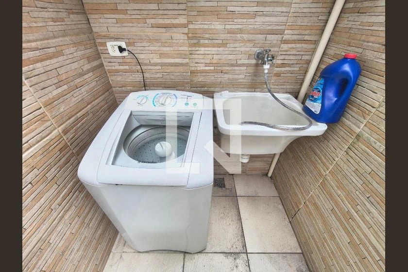 Casa com 2 quartos, 1 banheiro e cozinha fechada a gás — photo 12