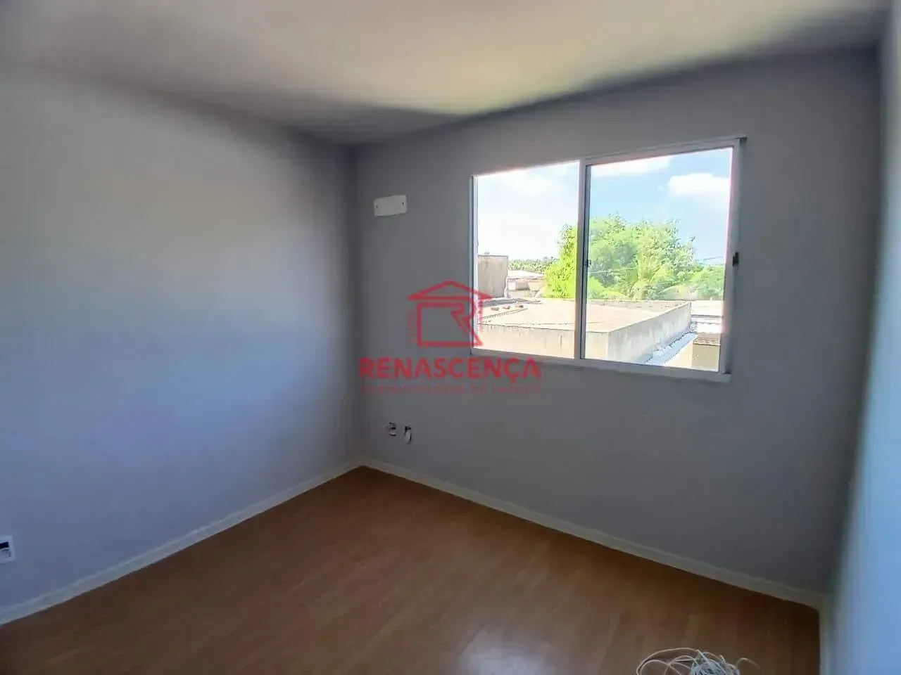 Unfurnished 2-bedroom apartment with parking spot — photo 10