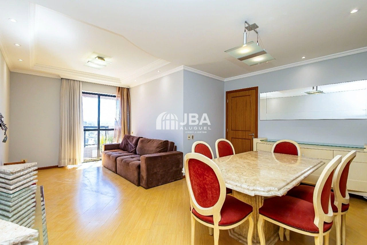 3-bedroom apartment with 1 en-suite and 1 parking spot