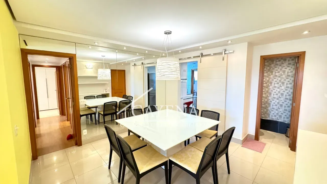 Furnished 4-bedroom apartment with glazed balcony — photo 3