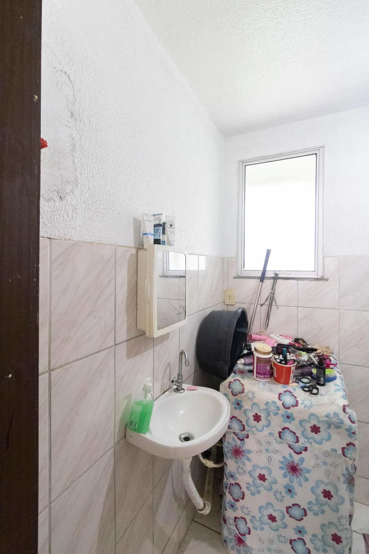 Furnished 2-bedroom house with private garden and pets — photo 24