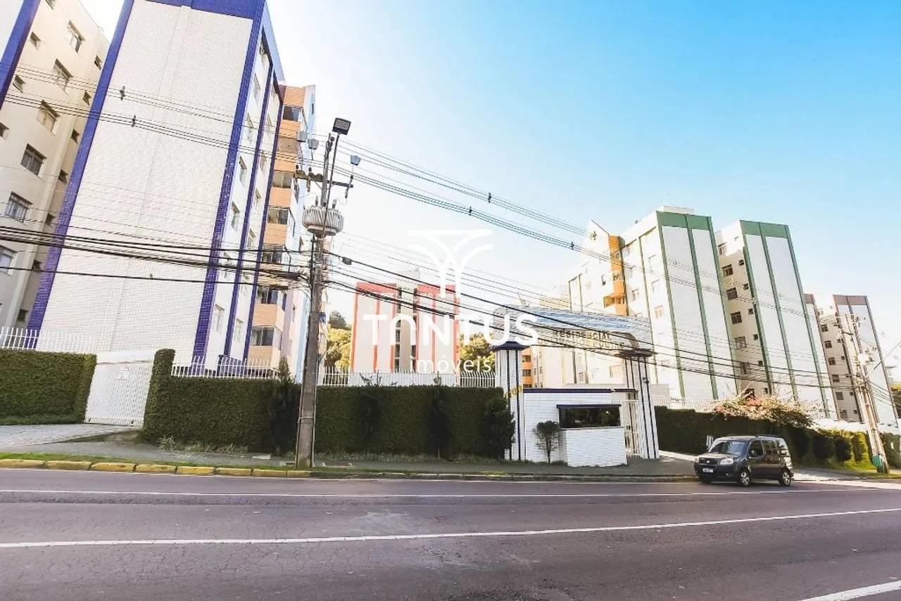 65 m² apartment with a grill on the balcony and a bathtub — photo 60