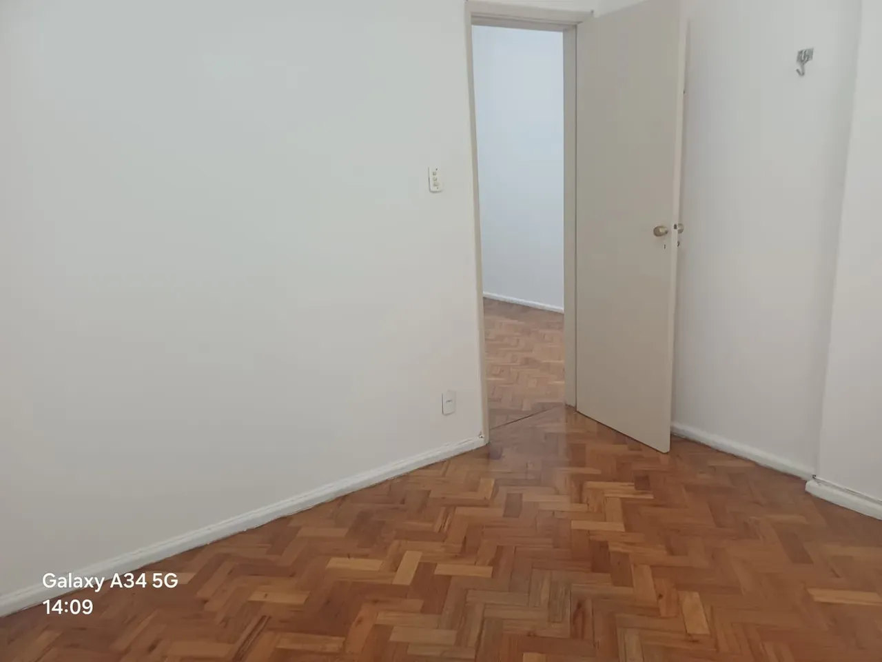 Apartamento, 91 m², com banheira — photo 37