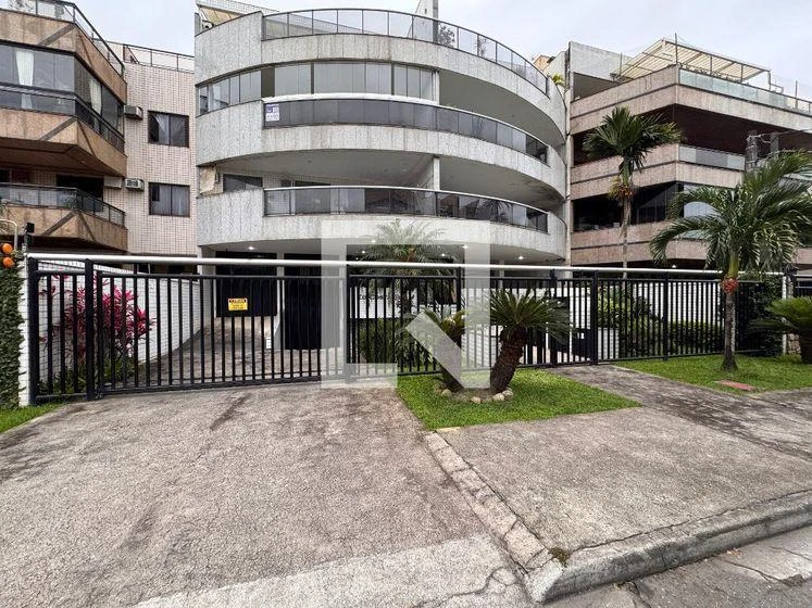 Washing machine in a 2-bedroom apartment, 105 m² — photo 23