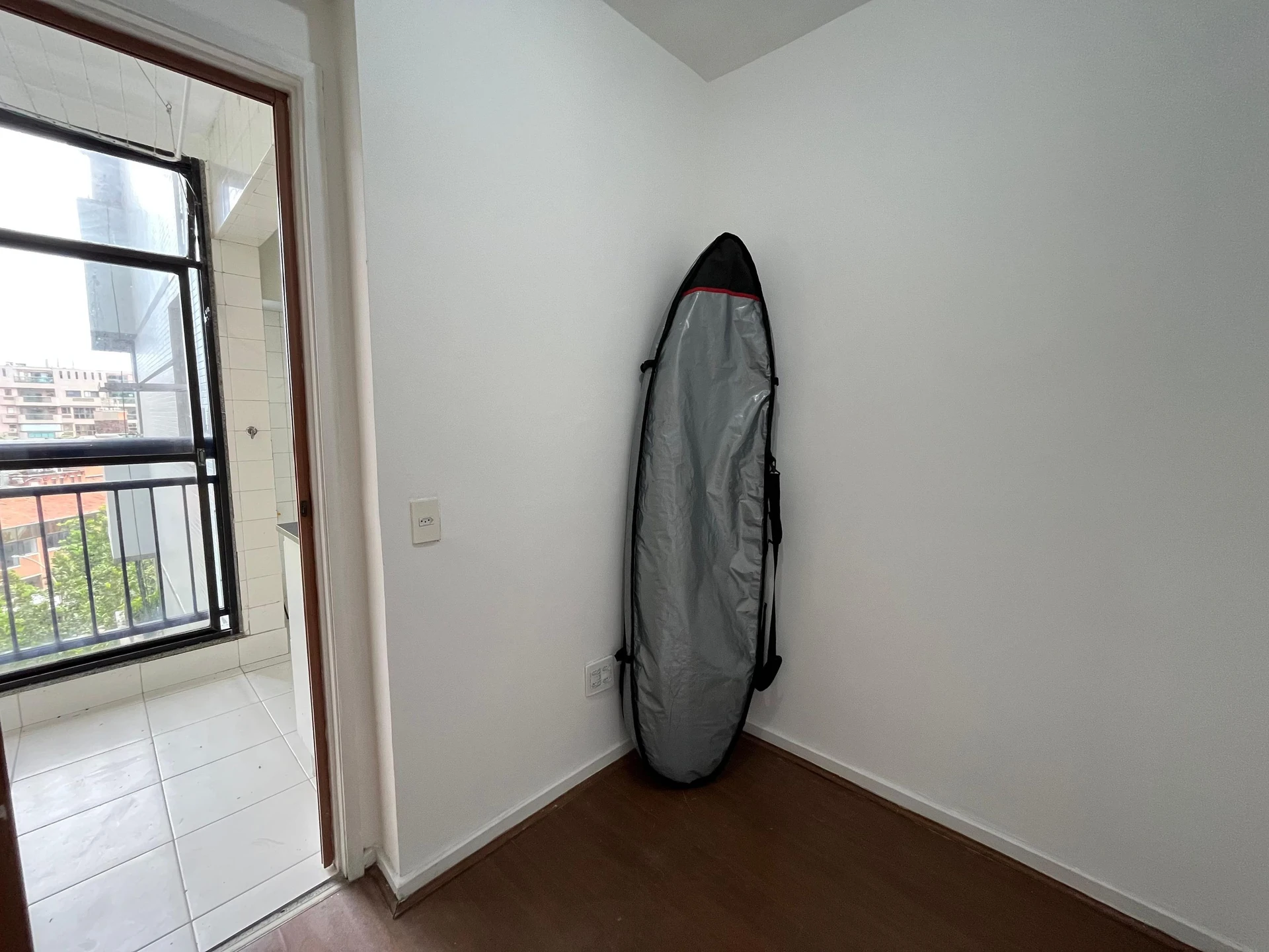 3-bedroom apartment with 2 parking spaces and gas stove — photo 40