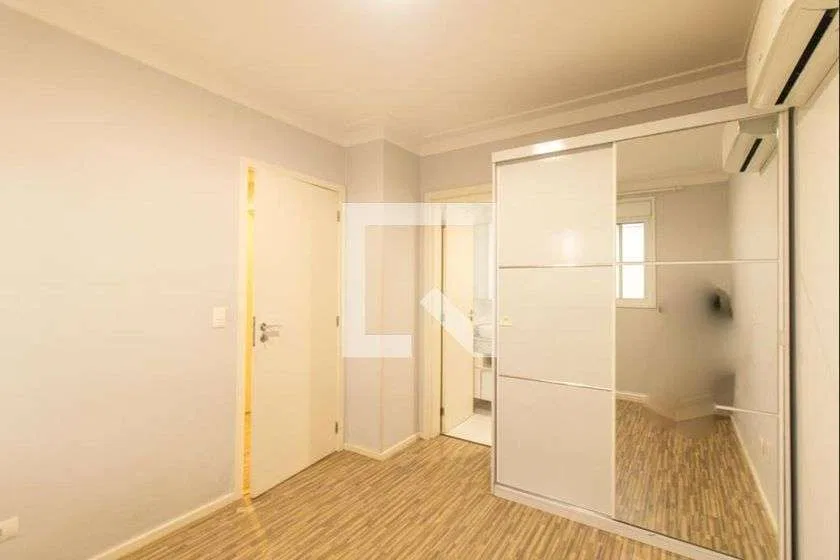 Apartment with 2 bedrooms and balcony, suite and 2 baths — photo 14