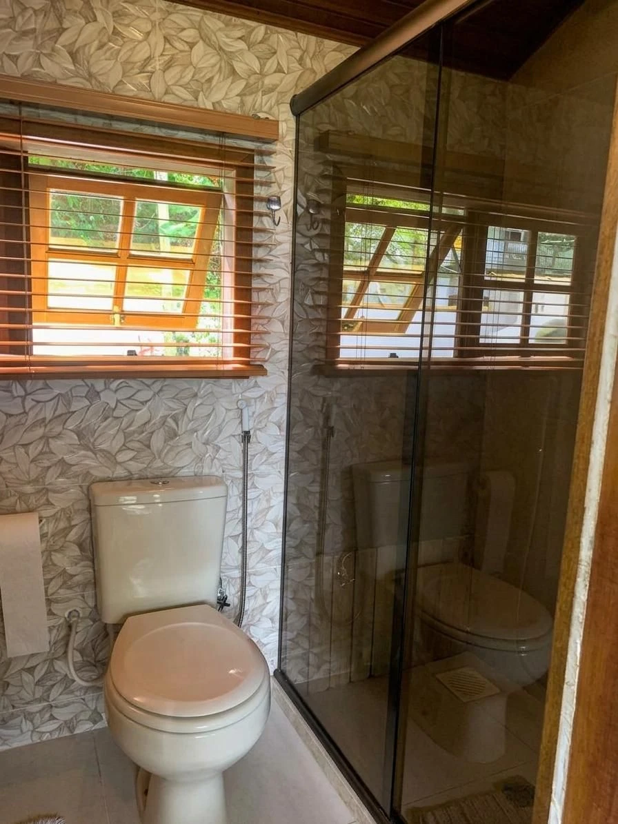 Furnished 1-bedroom house with 2 bathrooms and parking — photo 13