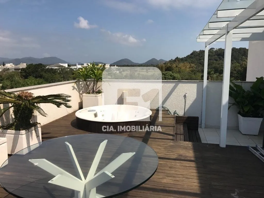 Furnished 9-suite house with open-plan kitchen — photo 34