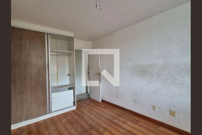 3-bedroom apartment, 1 with its own bathroom, 152 m² — photo 15