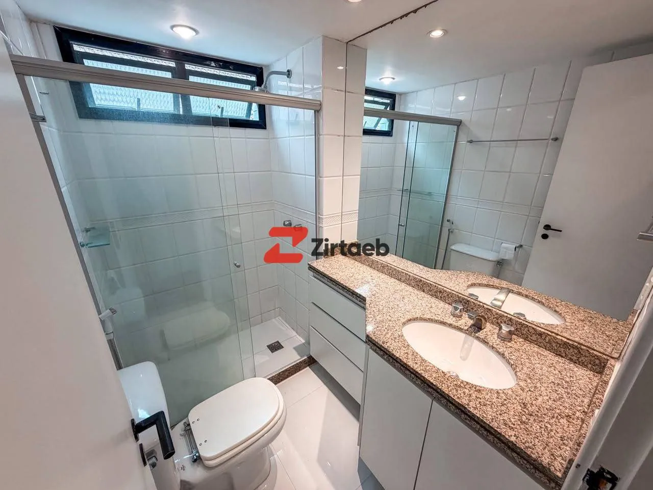 4-bedroom apartment with a walk-in closet in Rio de Janeiro — photo 14