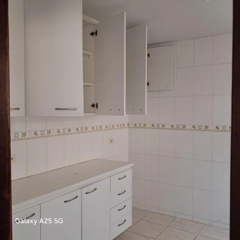 Casa de 3 quartos, sendo 1 suíte, 110 m², Curitiba