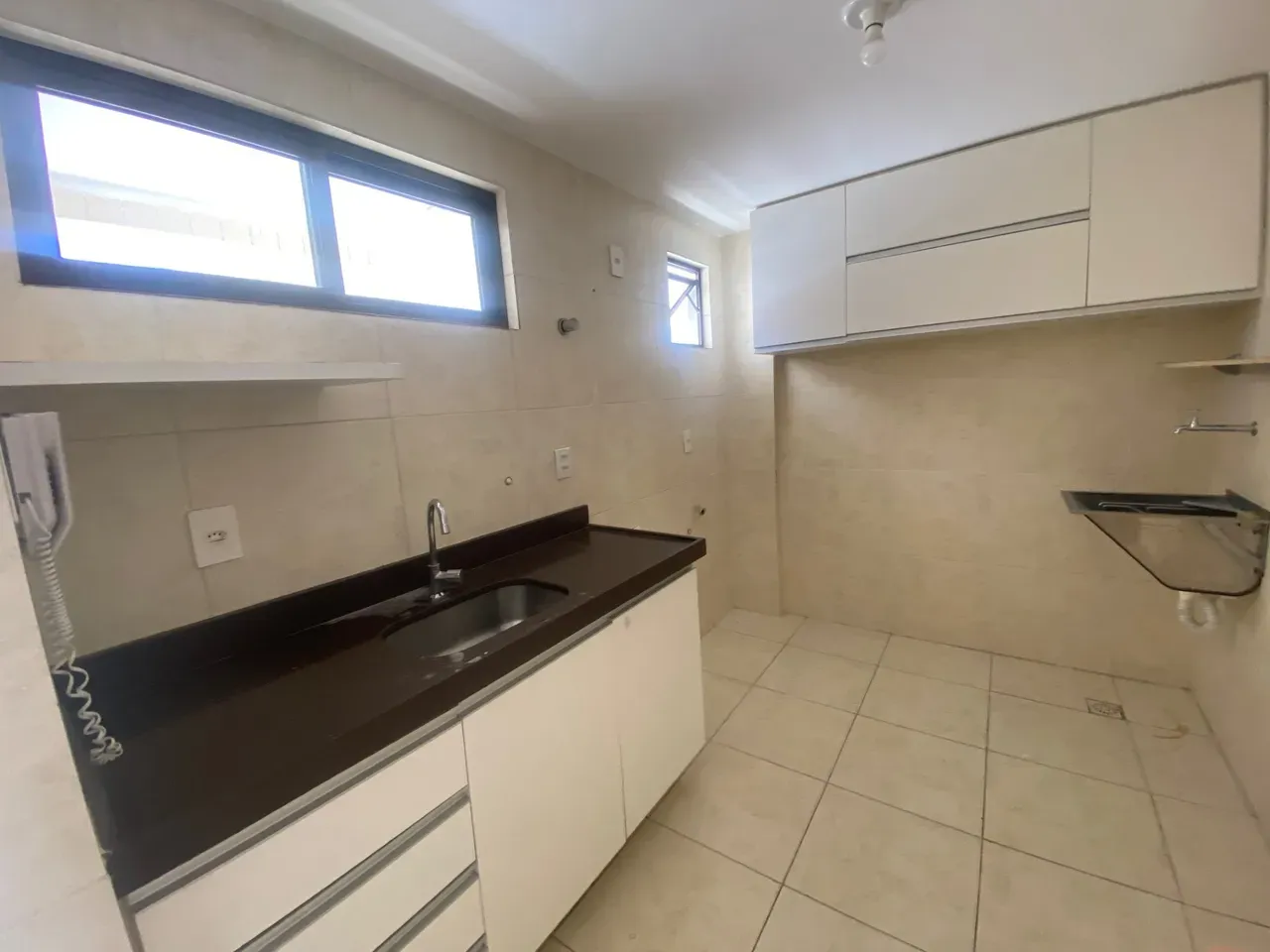 Квартира: 2 спальні, 1 з власною ванною кімнатою, 55 м² — photo 2