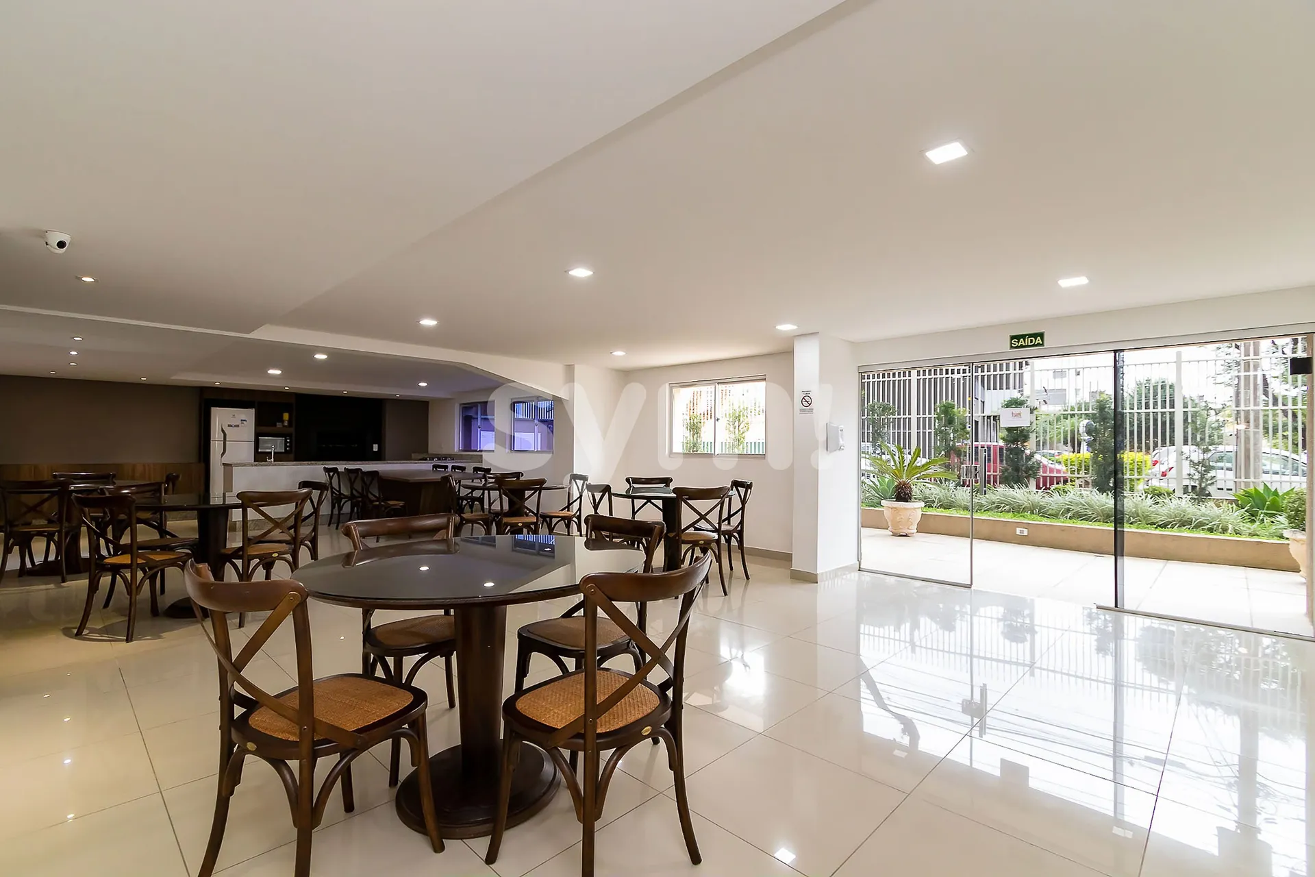 Apartamento mobiliado de 2 quartos com varanda envidraçada — photo 23