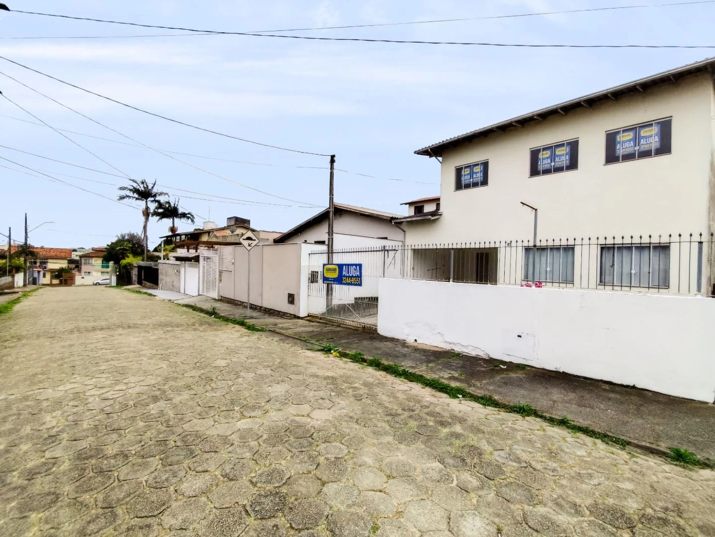 House with 3 bedrooms and a suite, 148 m² — photo 2