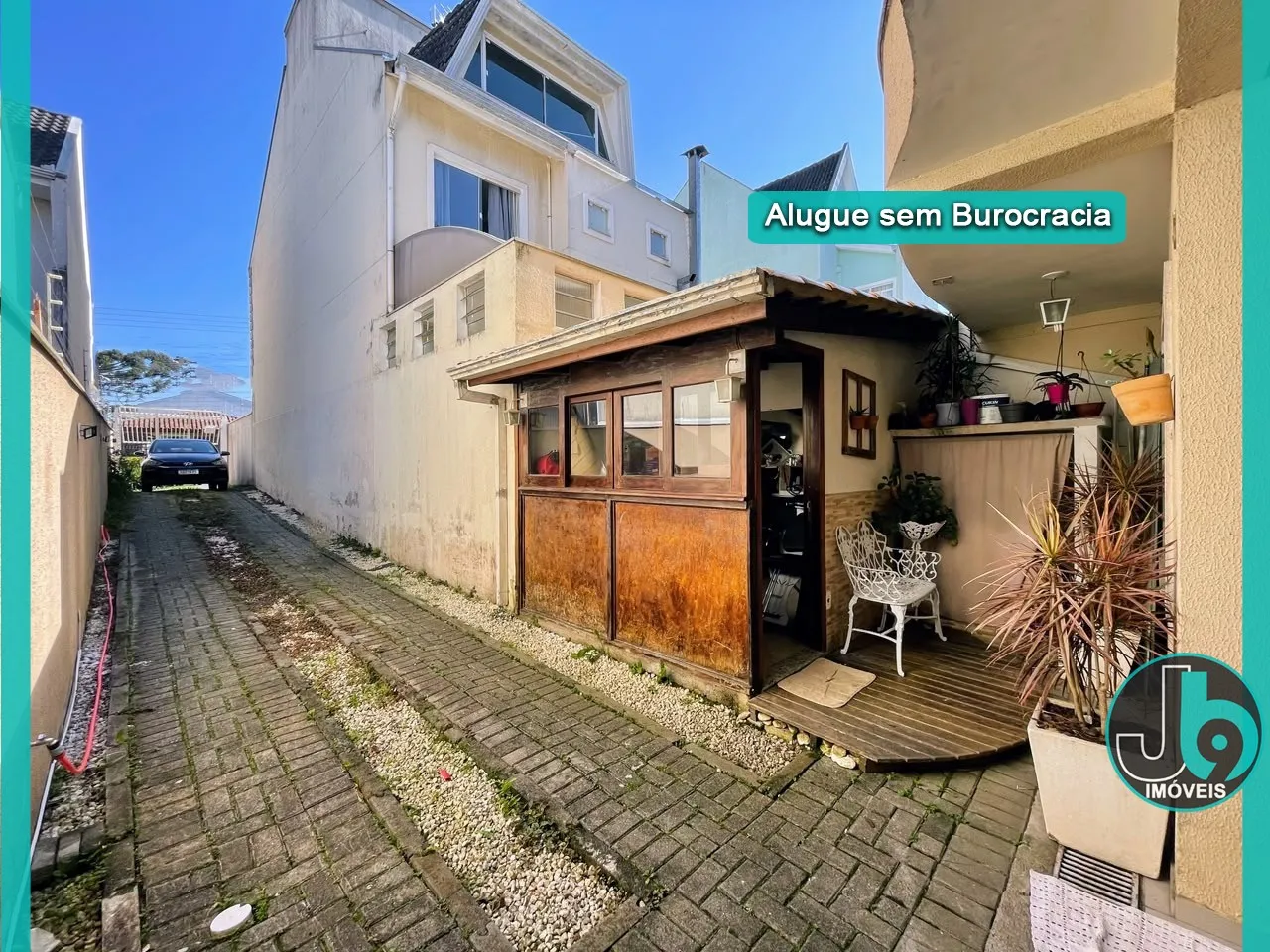 143 m² townhouse with 3 bedrooms and 5 parking spots — photo 34
