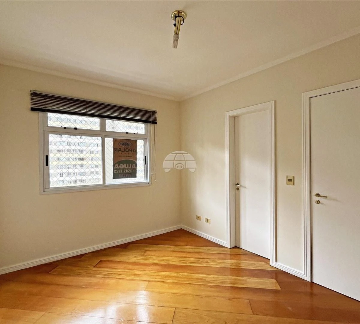 Apartment, 156 m², with a glass-enclosed balcony — photo 5