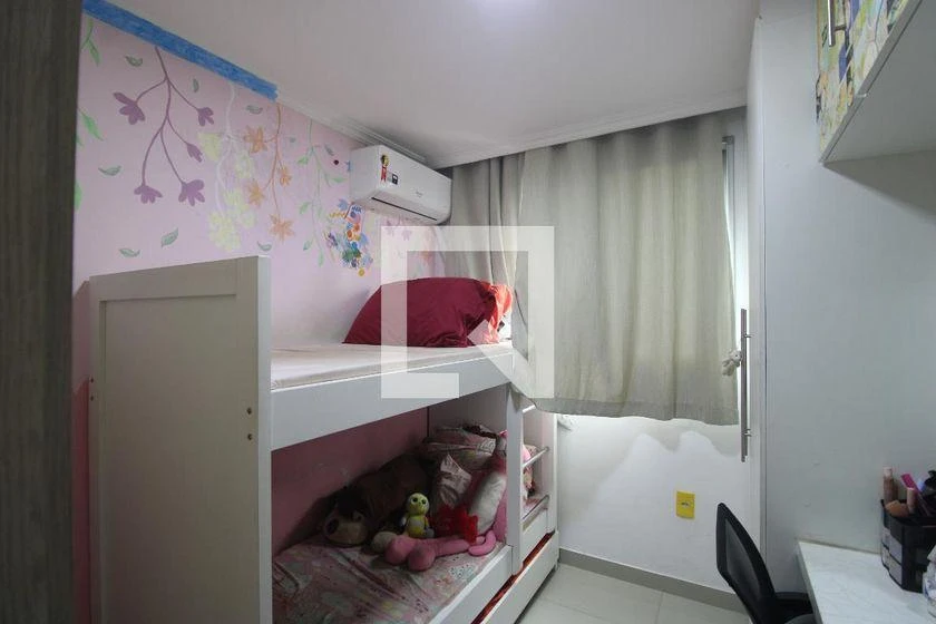 Apartamento mobiliado com 2 quartos e varanda — photo 3