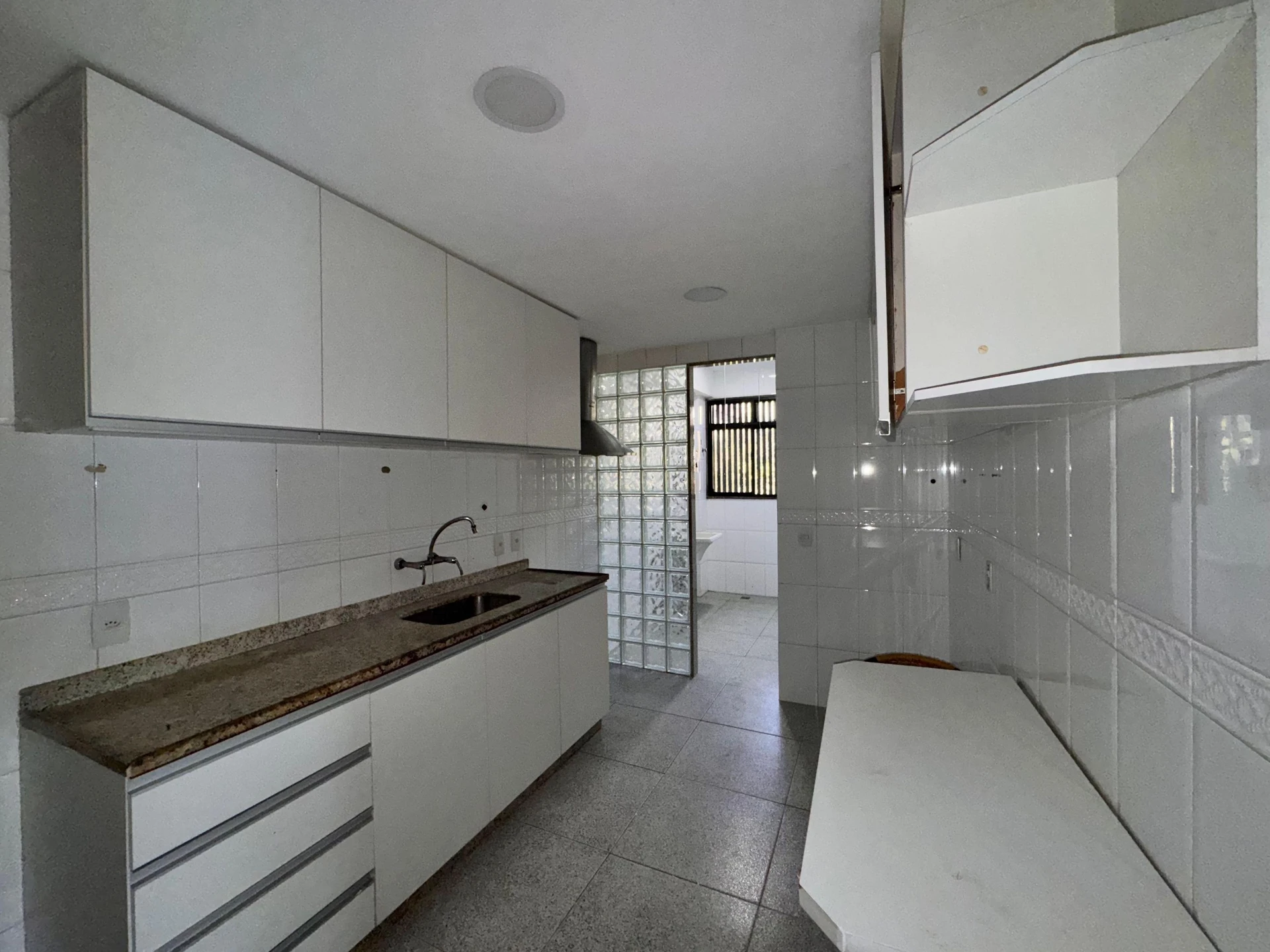 Apartamento mobiliado com 2 quartos e 2 banheiros — photo 9