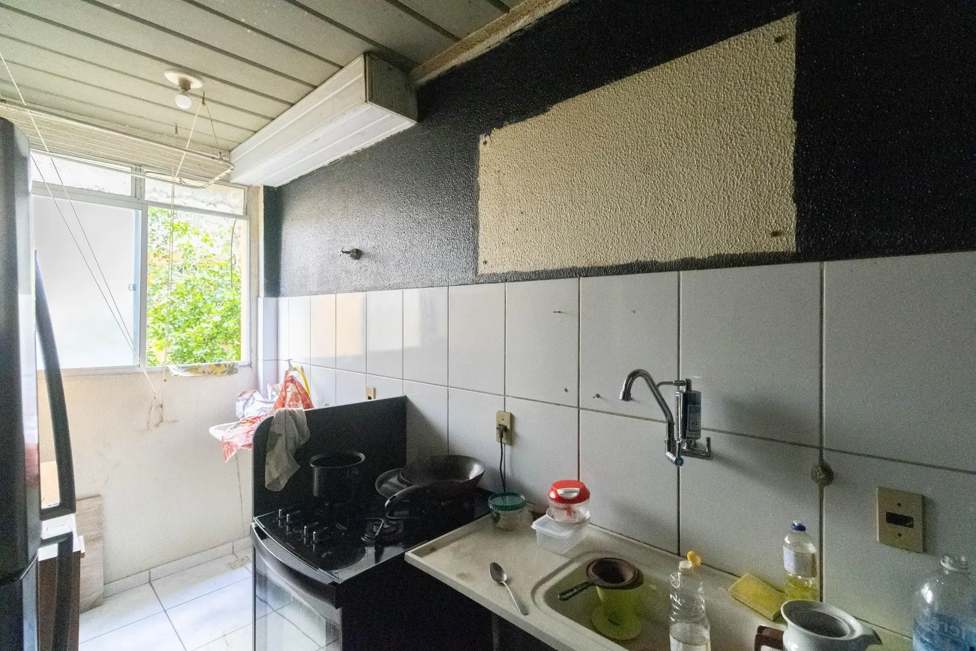 2-bedroom apartment in a building with a gym — photo 3