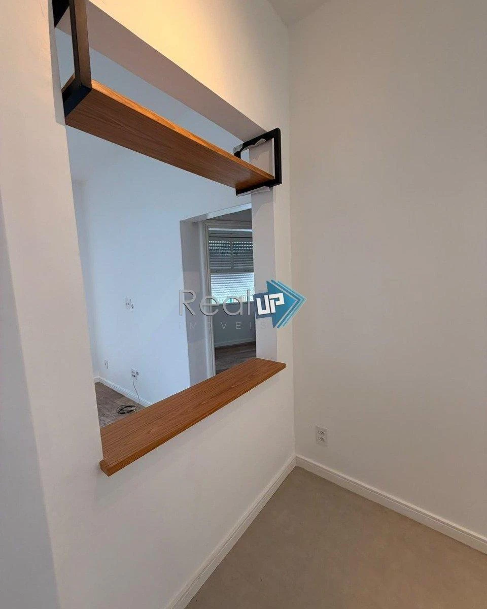 Apartment, 52 m², with floor-to-ceiling windows — photo 45
