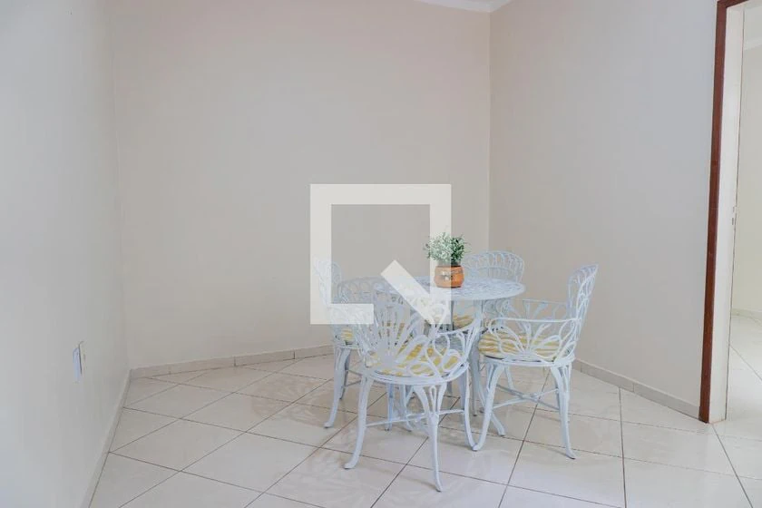 42 m² rental apartment with 2 bedrooms and balcony — photo 8