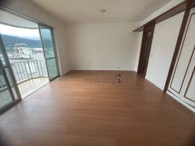 Mountain view in a 3-bedroom apartment, 115 m² — photo 9