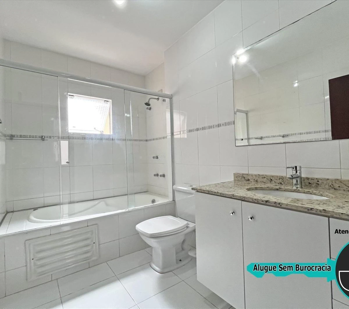 3-bedroom house with a suite and 2 parking spots — photo 16