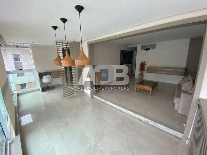 Furnished duplex penthouse with 4 bedrooms and 210 m² — photo 3