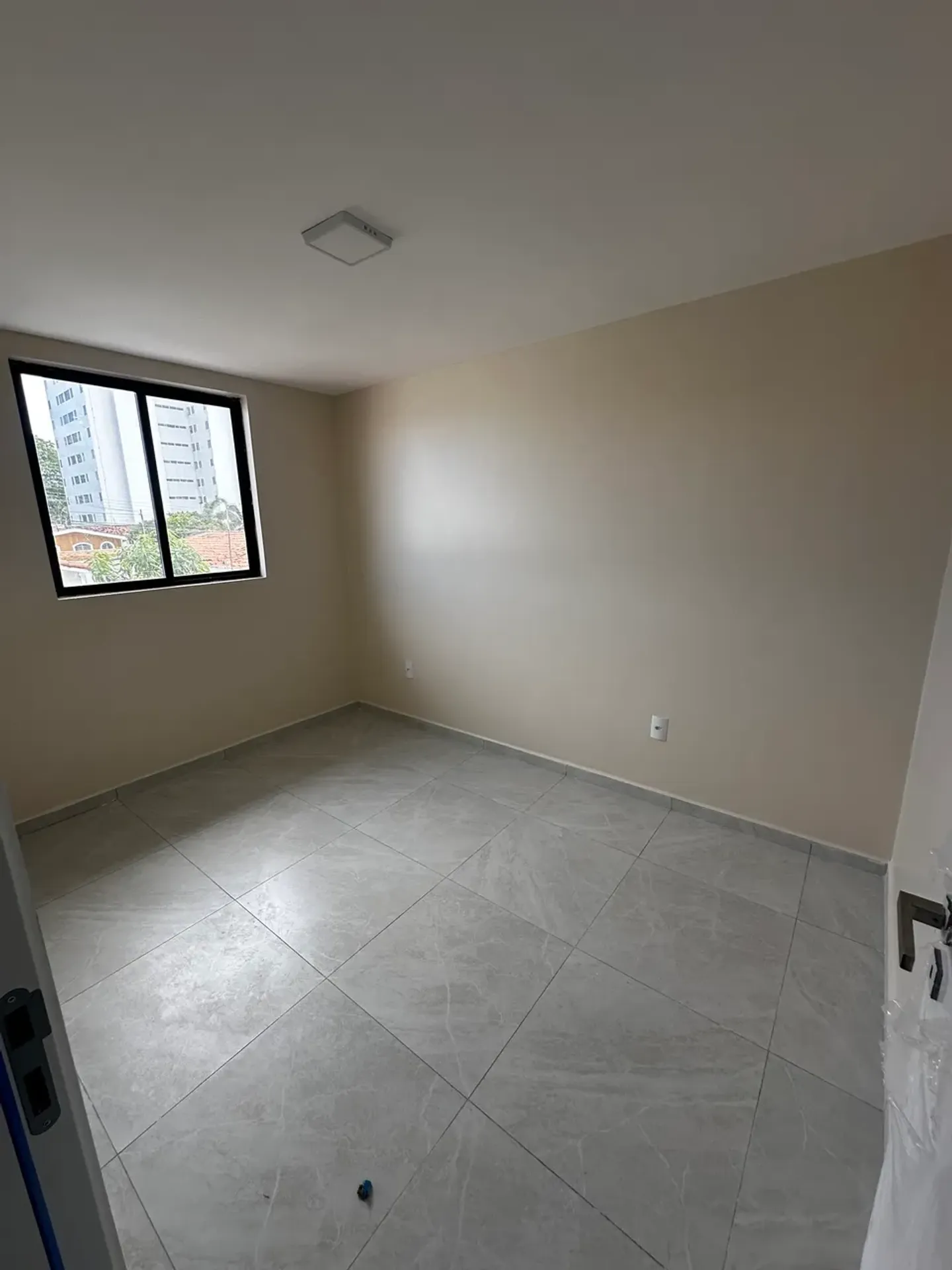 2-bedroom apartment, 1 with its own bathroom, 57 m² — photo 13