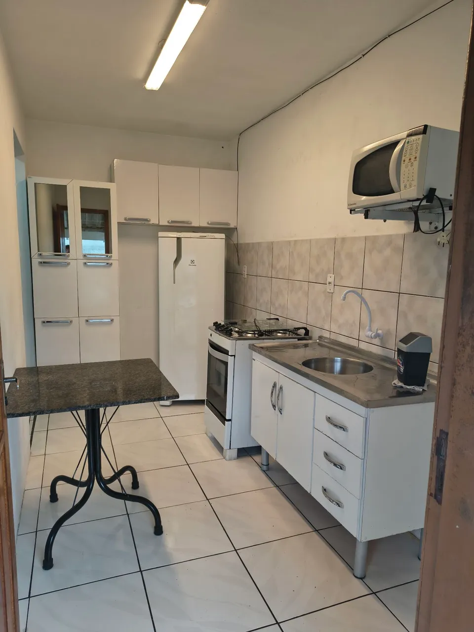 Furnished 30 m² studio in Florianópolis — photo 9