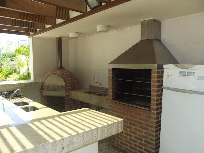 Furnished apartment with 3 bedrooms and 4 bathrooms — photo 35