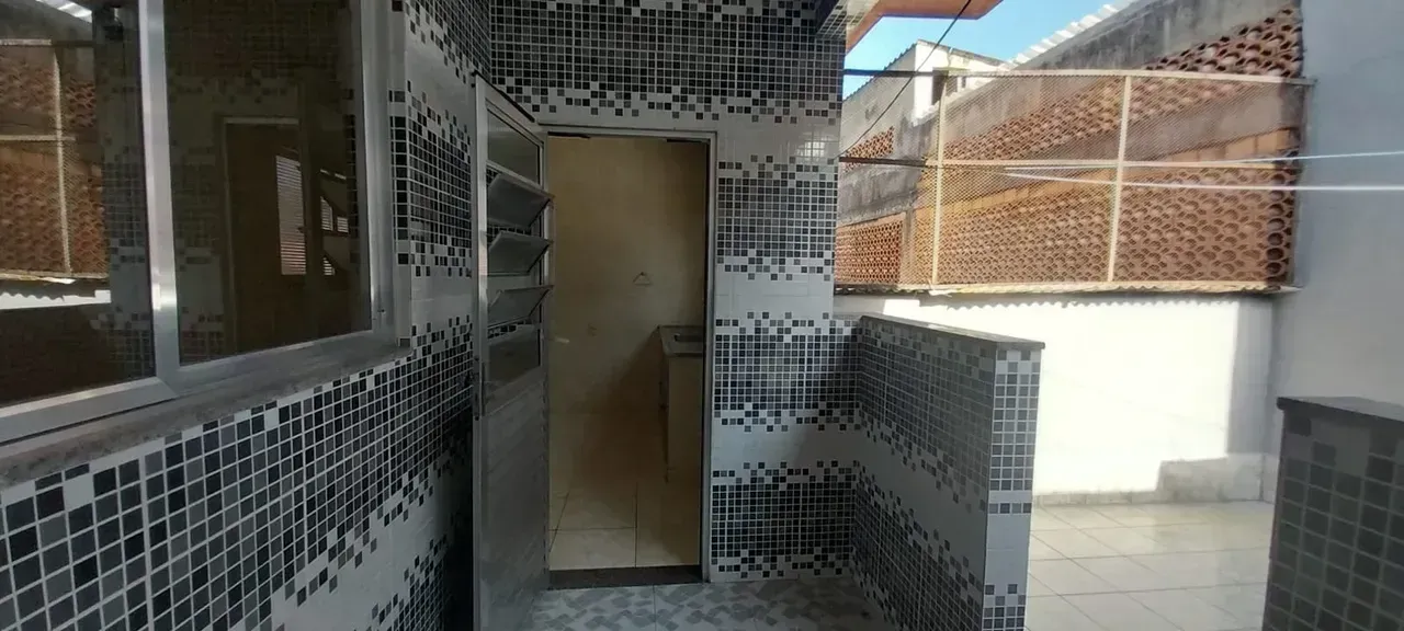 Unfurnished house with 2 bedrooms and 1 parking space — photo 8