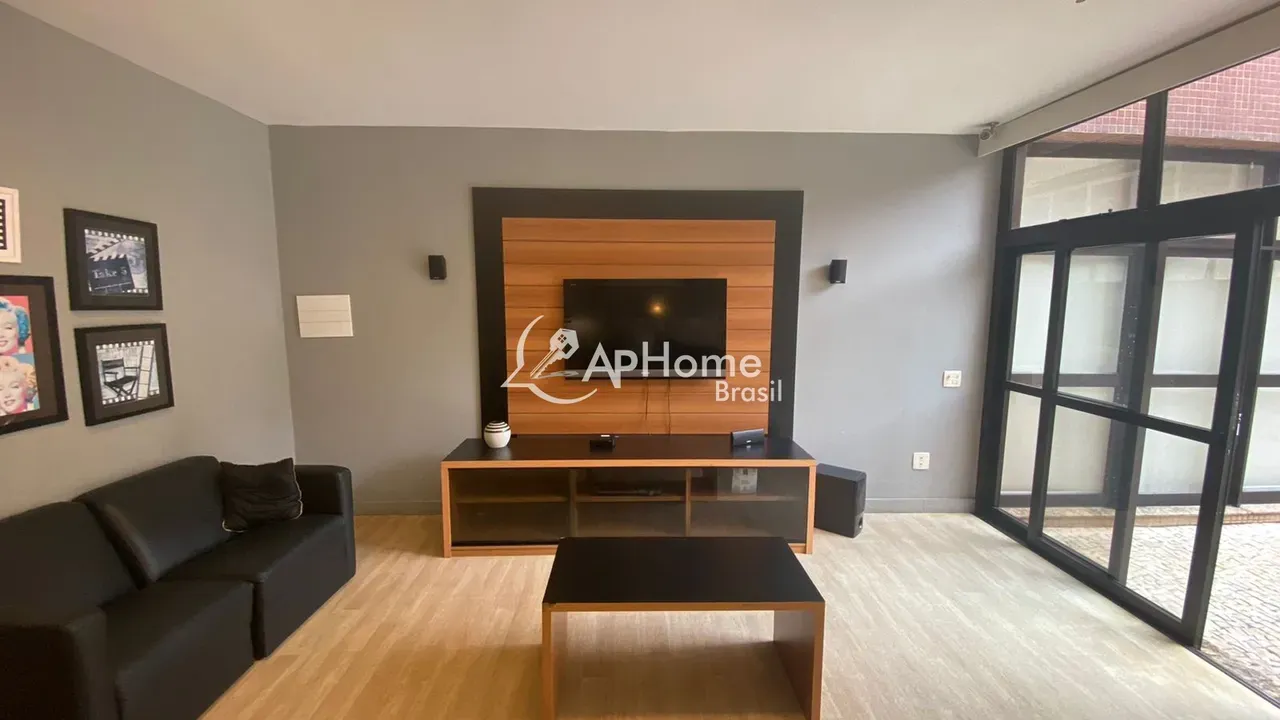 Unfurnished 4-bedroom apartment with glassed-in balcony — photo 26