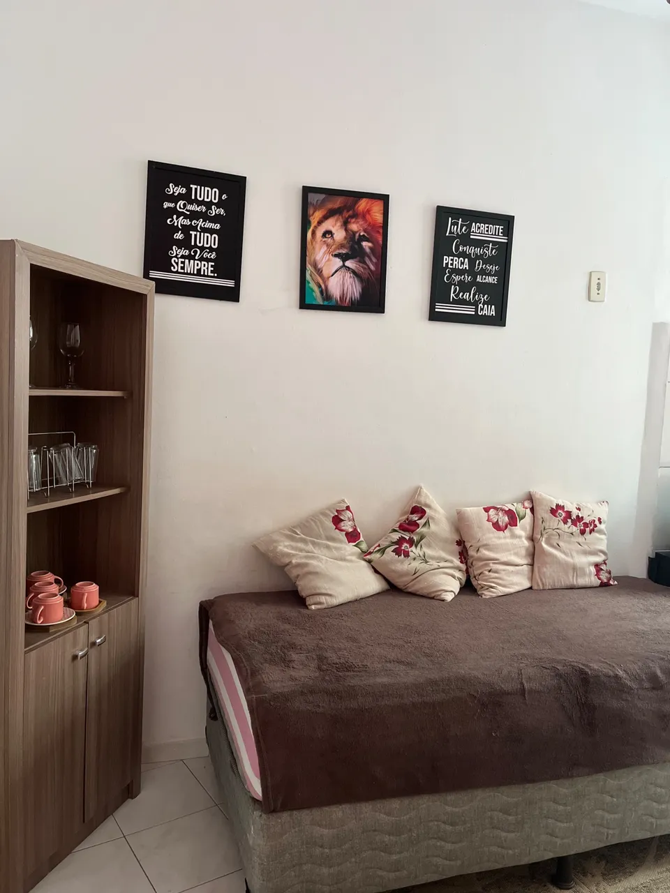 Studio kitnet with 1 bedroom, mini-kitchen, 1 bathroom — photo 2