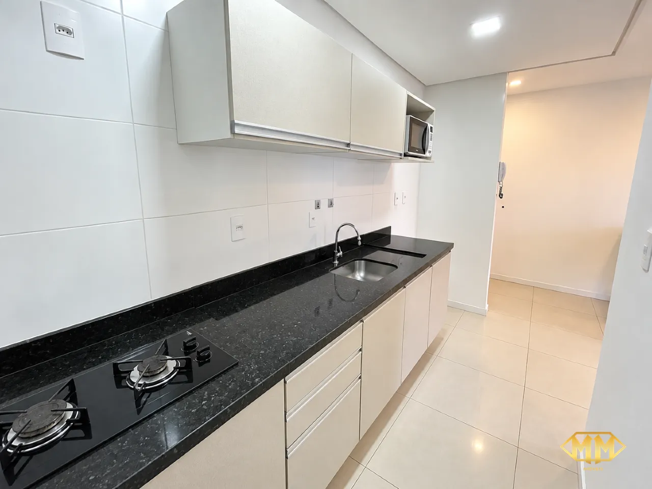 Apartment on the 1st floor with a grill on the balcony