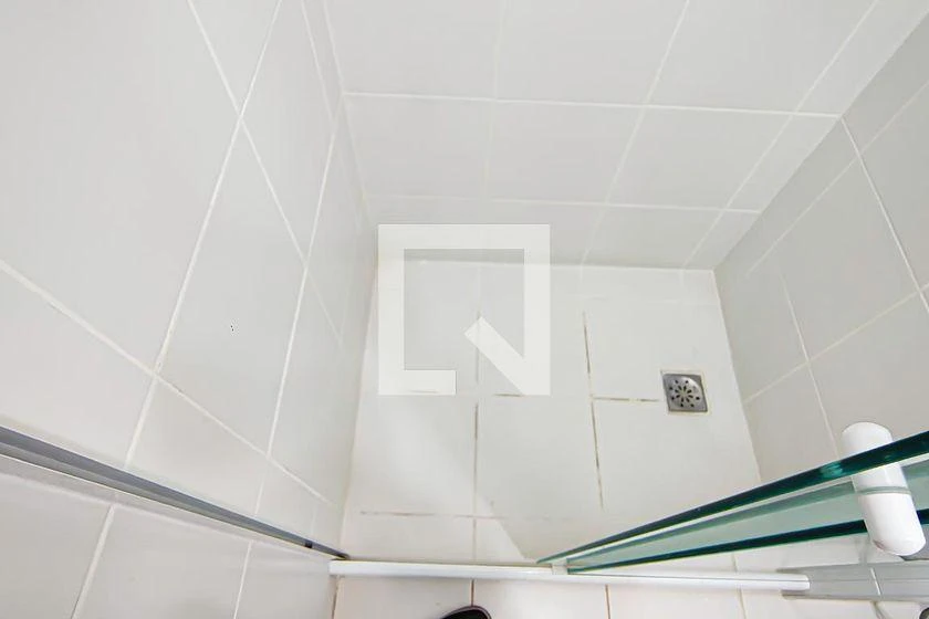 Apartamento vazio de 3 quartos com varanda e 185 m² — photo 37