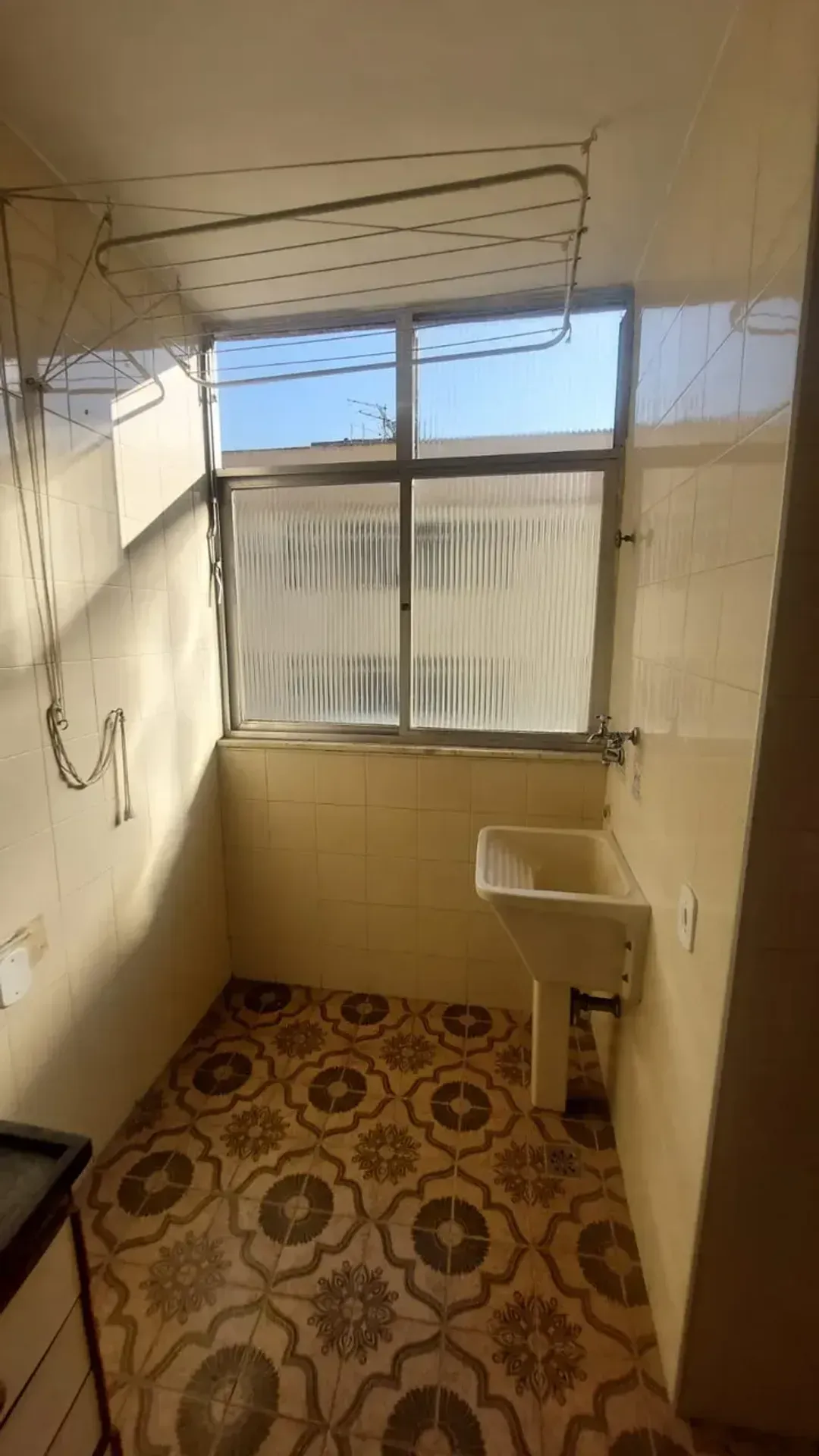 Unfurnished 2-bedroom apartment with 70 m² — photo 24