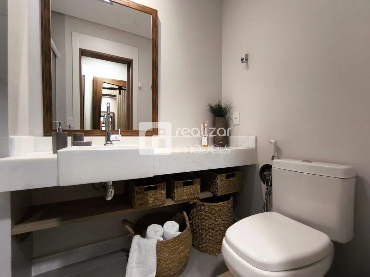 Furnished 3rd-floor apartment with 2 en-suites 170 m² — photo 61