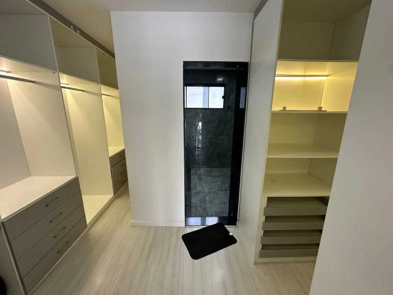 Casa com 4 suítes e 292 m², com 3 vagas e churrasqueira — photo 16