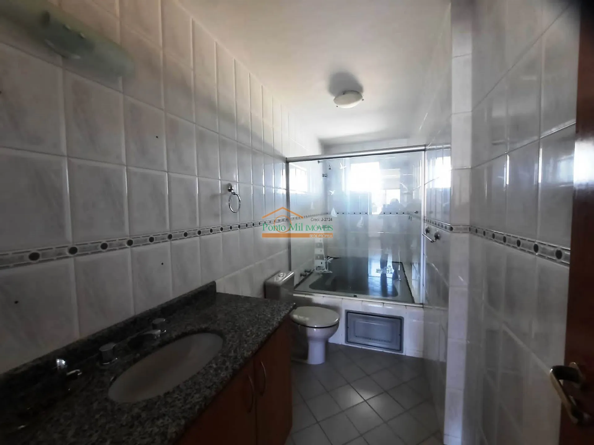 Triplex townhouse with 3 bedrooms and private BBQ — photo 13