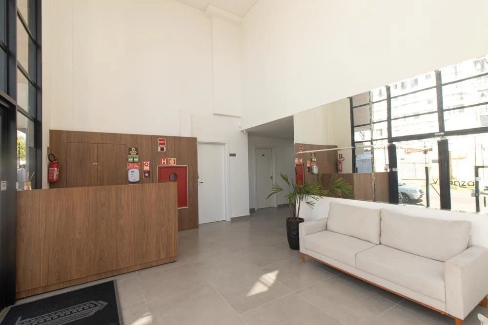 Floor-to-ceiling windows in a one-bedroom apartment, 36 m² — photo 3