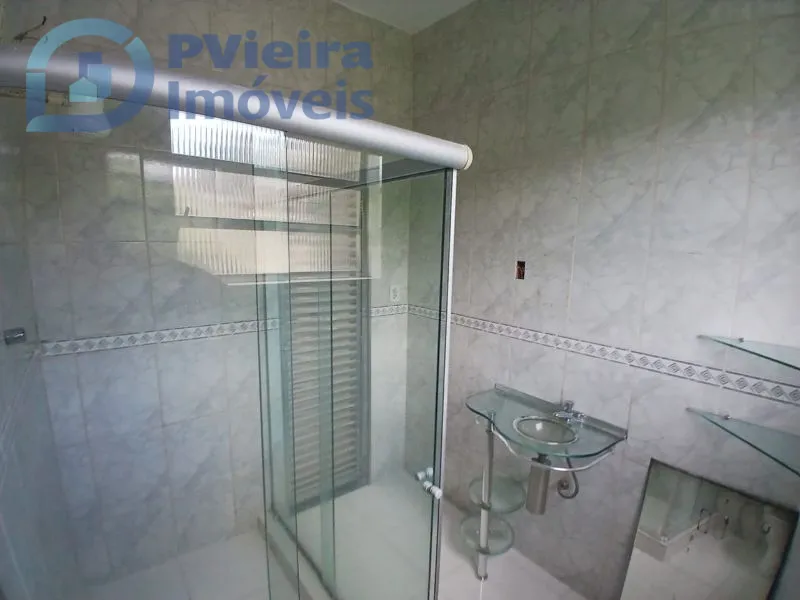 2-bedroom apartment with a mountain view — photo 24