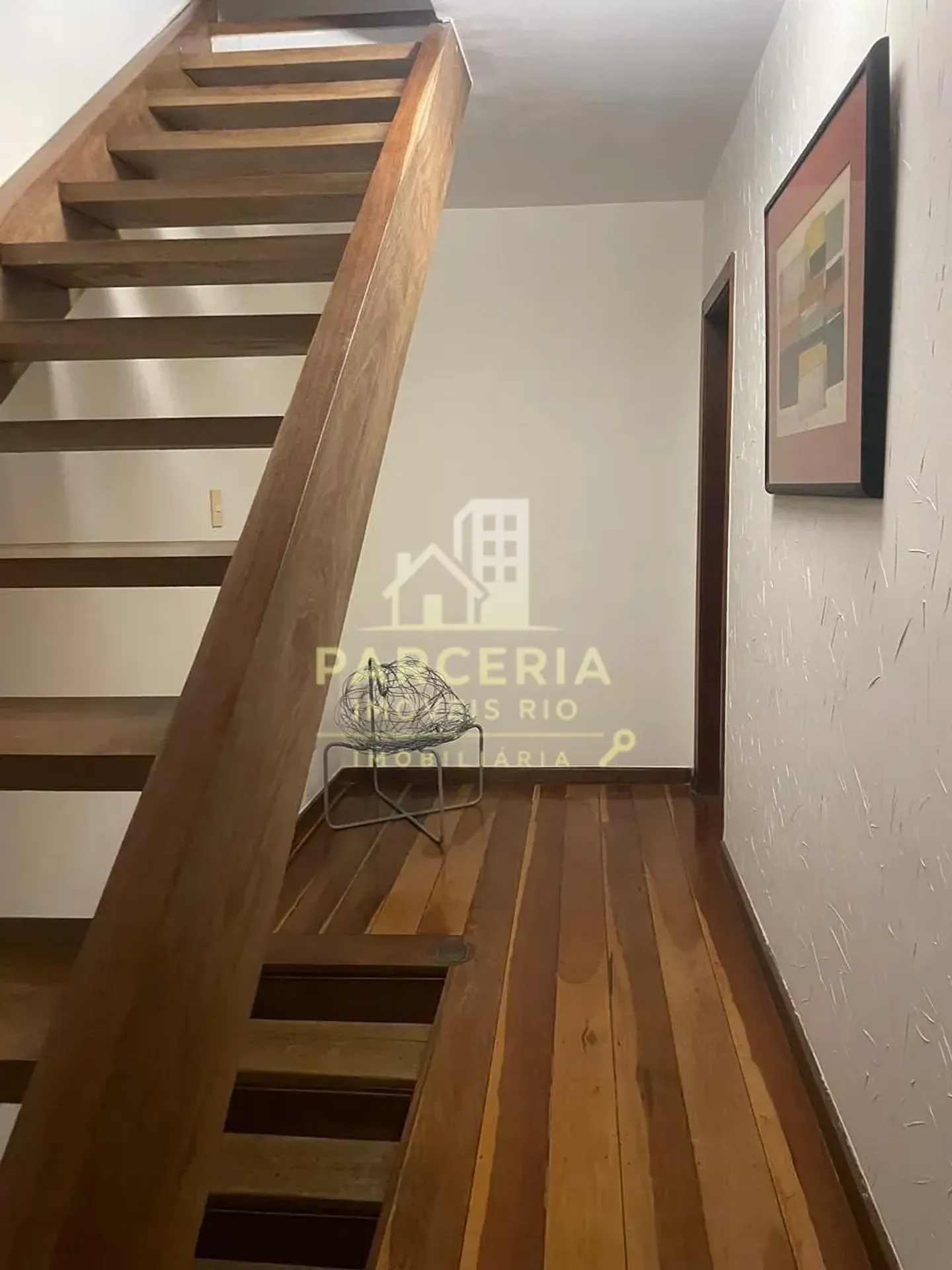 Casa mobiliada com 5 quartos e área de piscina compartilhada — photo 23