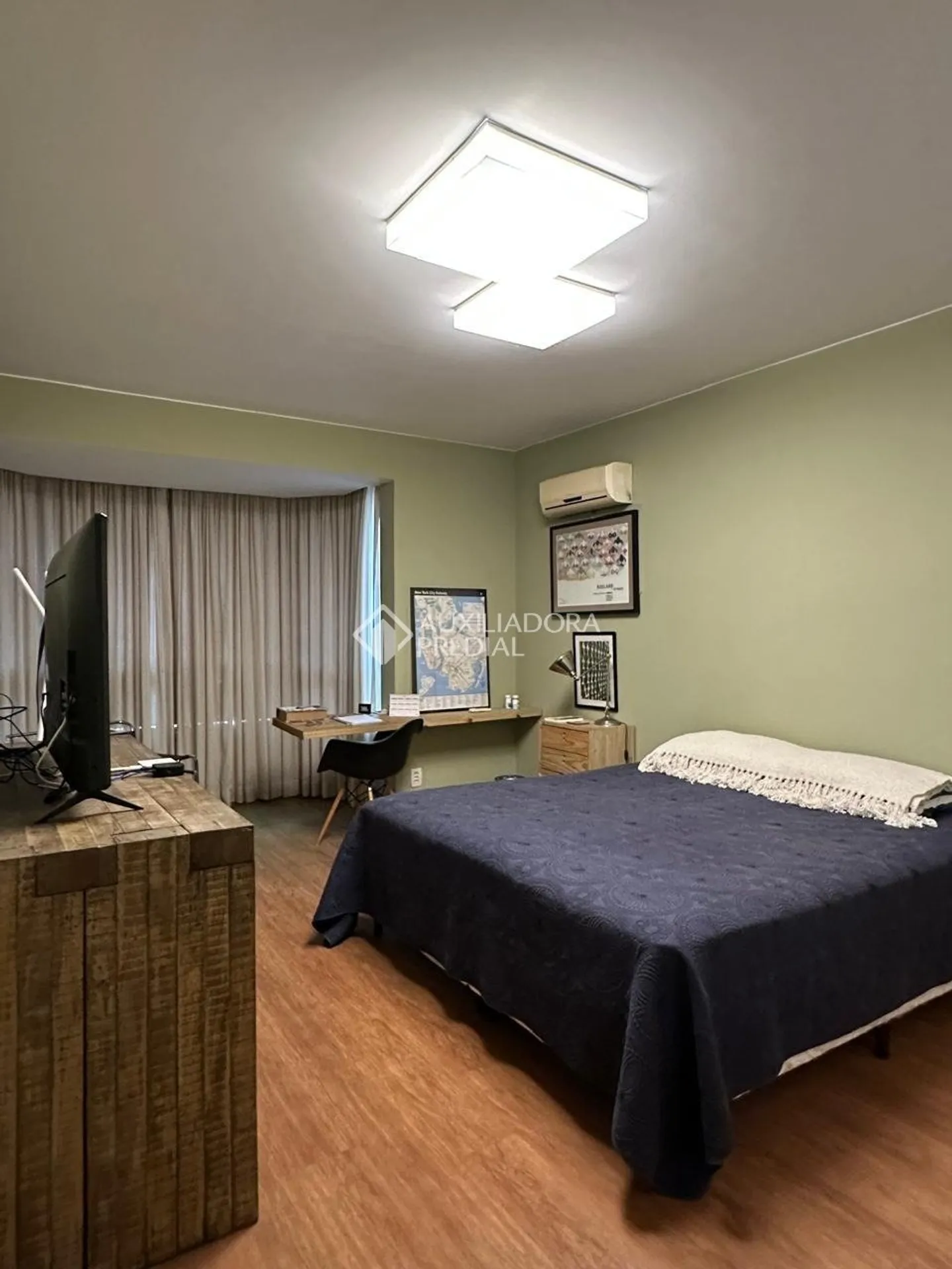 Furnished 5-bedroom apartment with 2 parking spots and 166 m² — photo 18