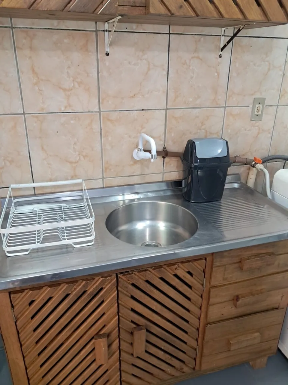 Furnished studio, 35 m², with a water view — photo 3